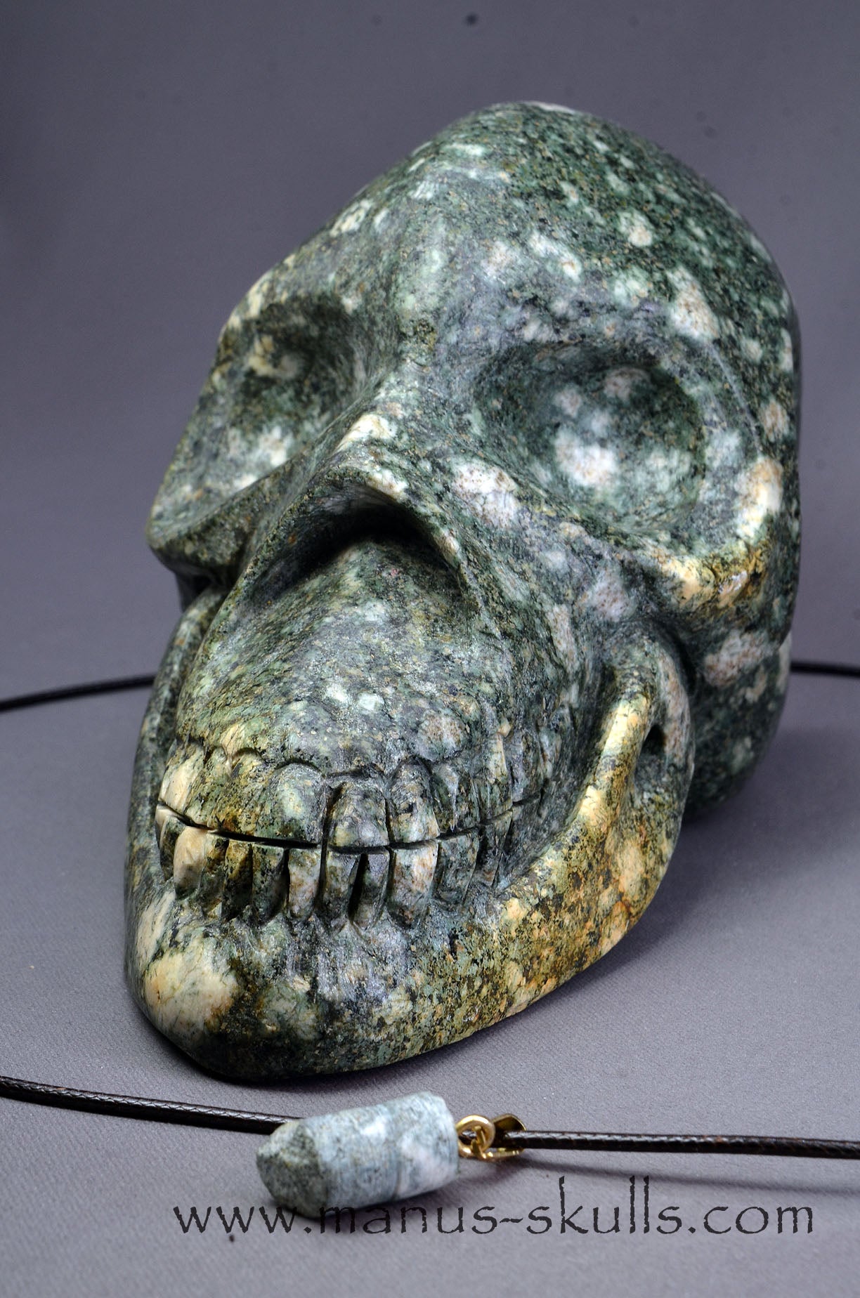 Manus skulls Evolians Dragolians unique Crystal Carvings handmade skulls dragons pendants preseli bluestone tribals spiritual meaning wand Unicorn .. 
