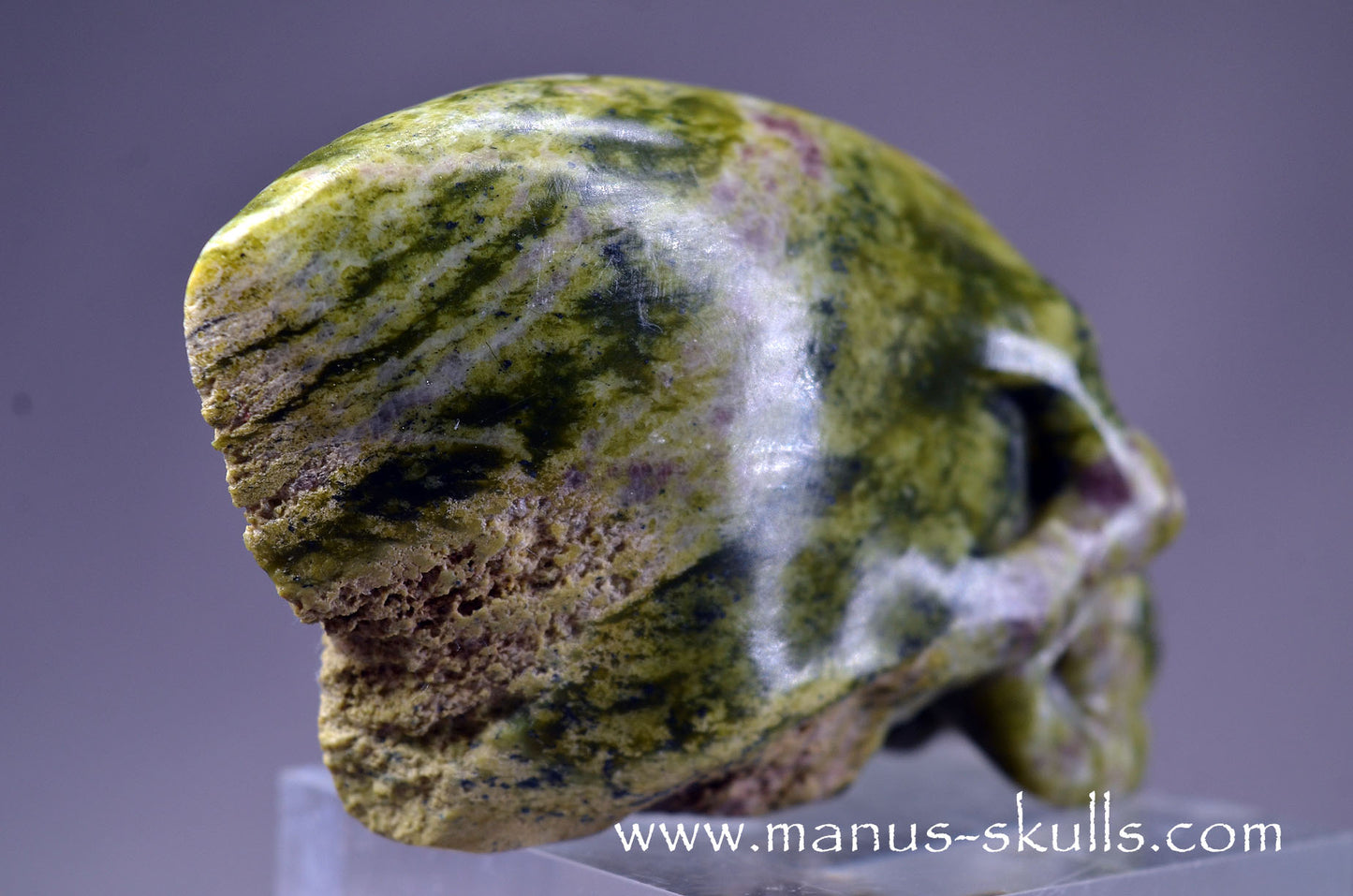 LIZARDITE with MAGNESITE Conehead Skull