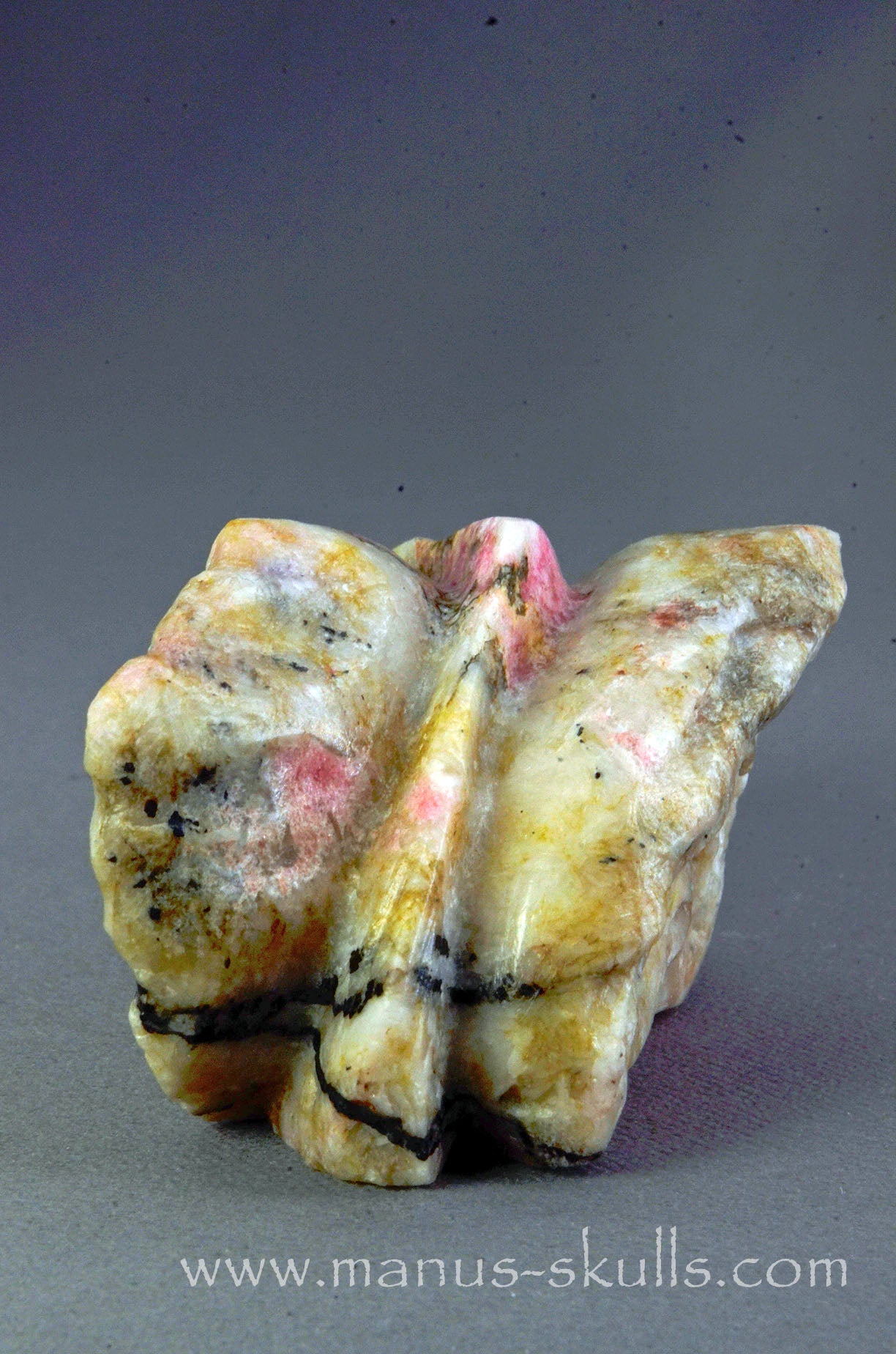 Tugtupite (UV) Greenland Dragon