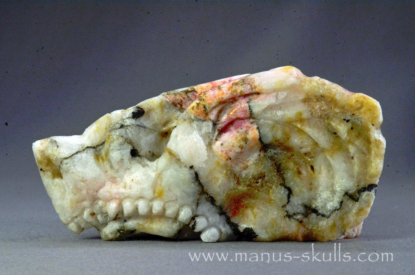 Tugtupite (UV) Greenland Dragon