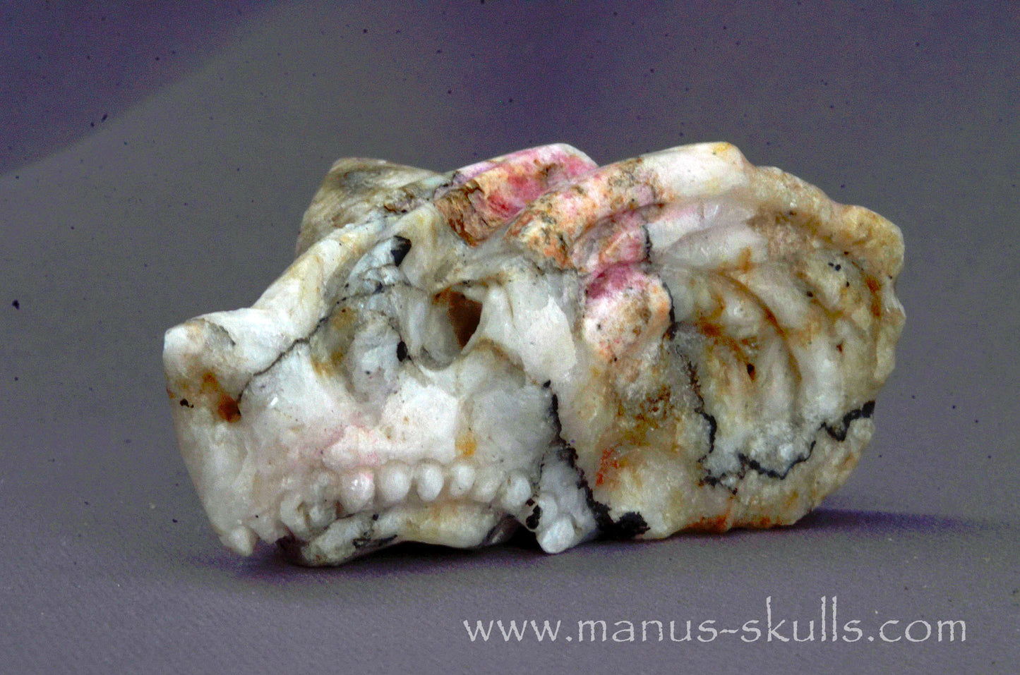 Tugtupite (UV) Greenland Dragon