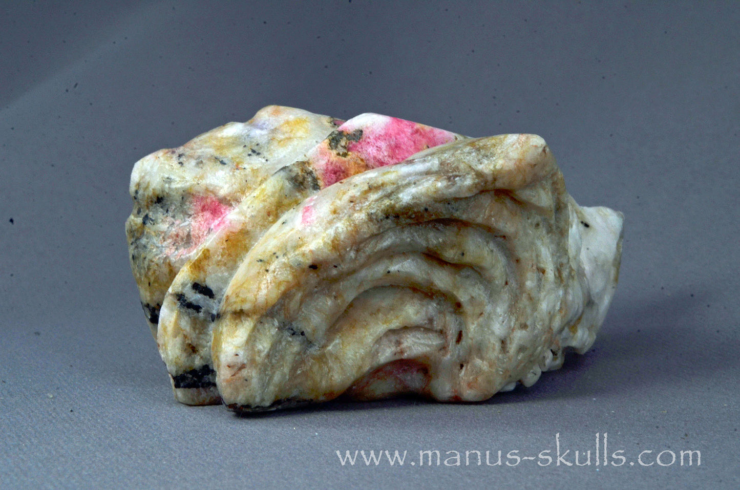 Tugtupite (UV) Greenland Dragon