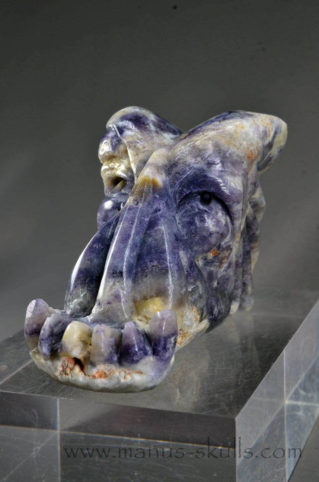 Manus skulls Evolians Dragolians unique Crystal Carvings handmade skulls dragons pendants preseli bluestone tribals spiritual meaning wand Unicorn .. morado opal 