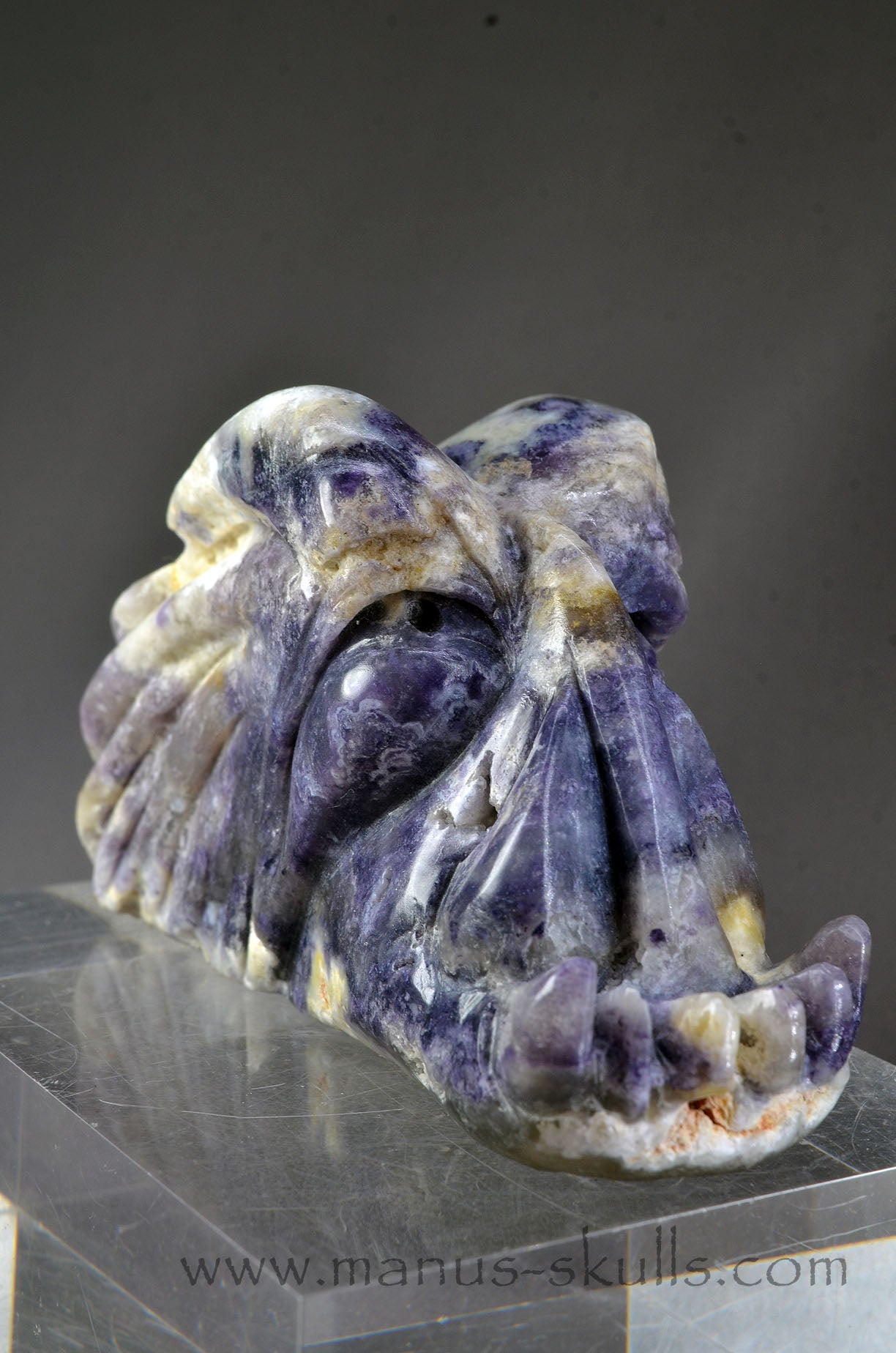 Manus skulls Evolians Dragolians unique Crystal Carvings handmade skulls dragons pendants preseli bluestone tribals spiritual meaning wand Unicorn .. morado opal 