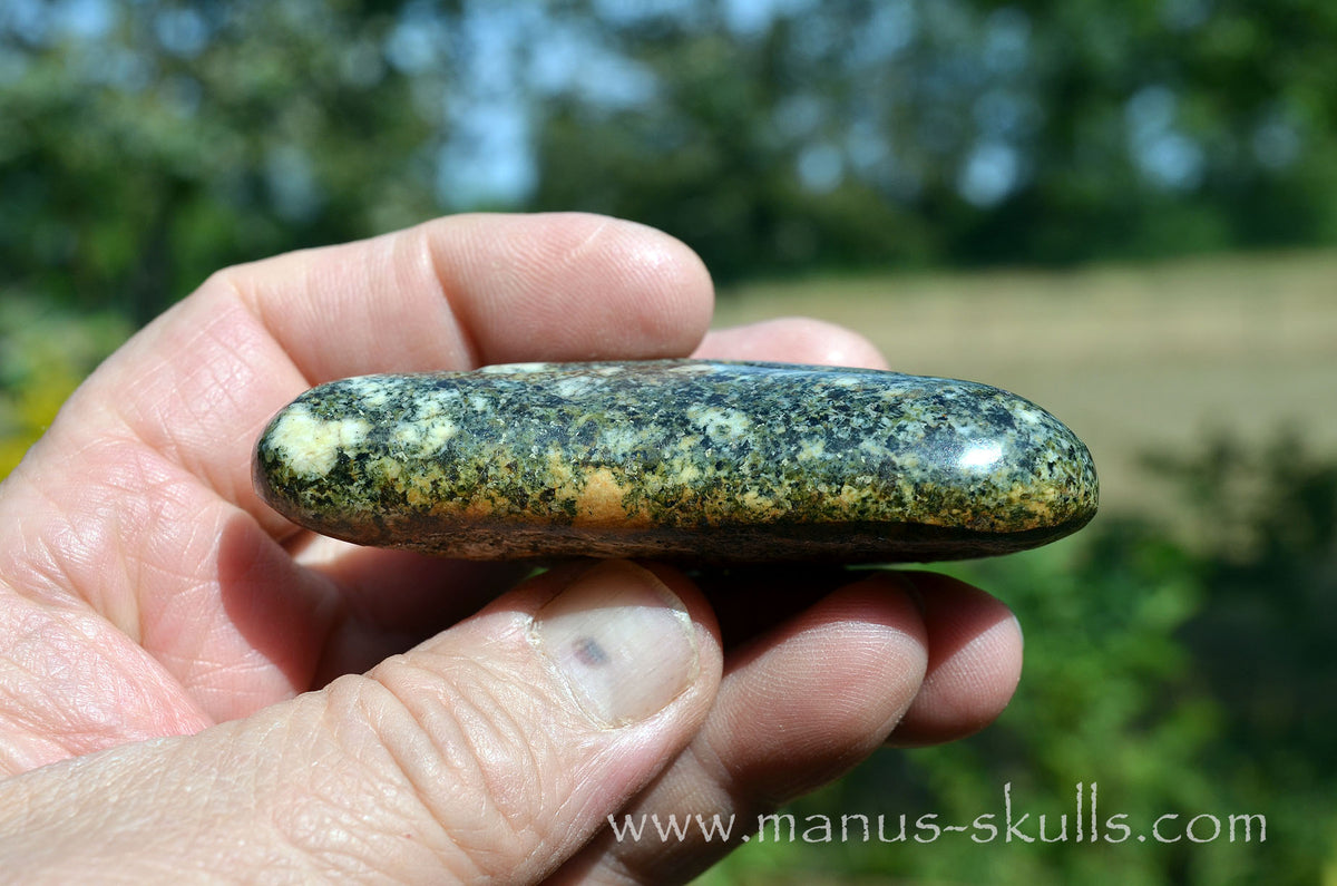 Preseli Bluestone Infinity Cuddle Stone