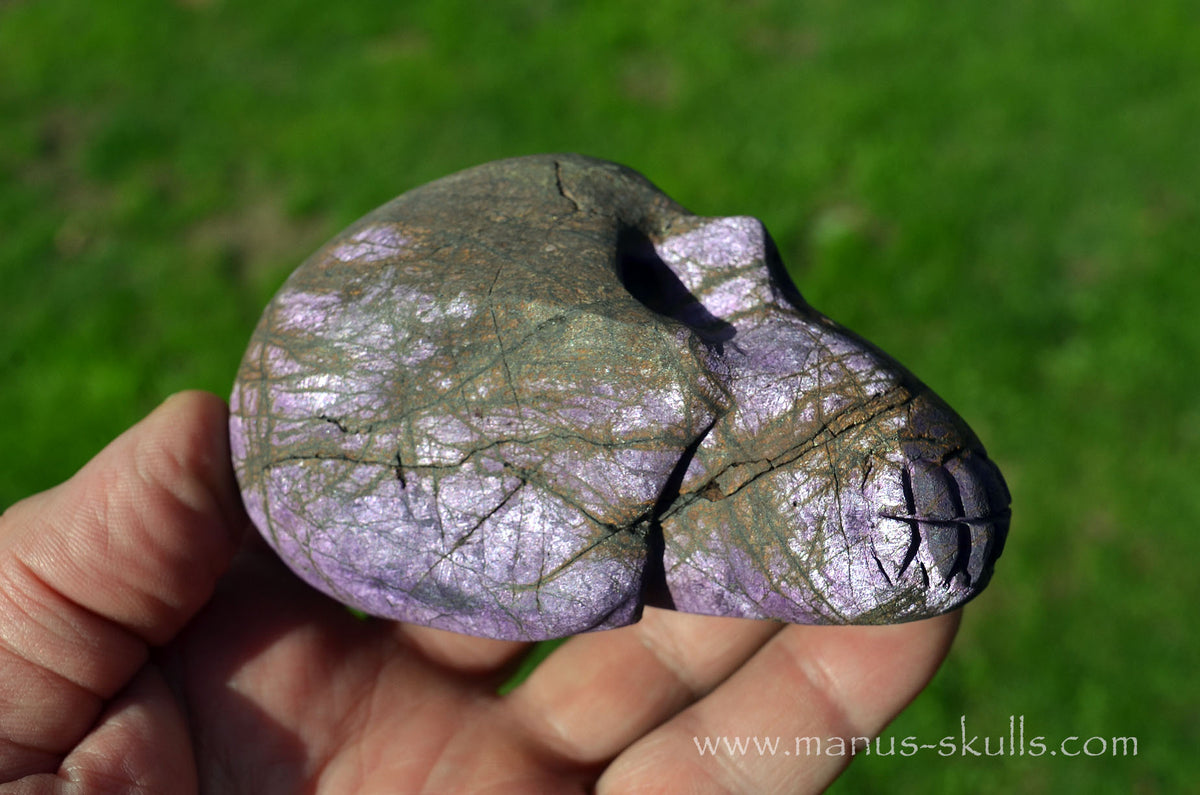 Purpurite Skull