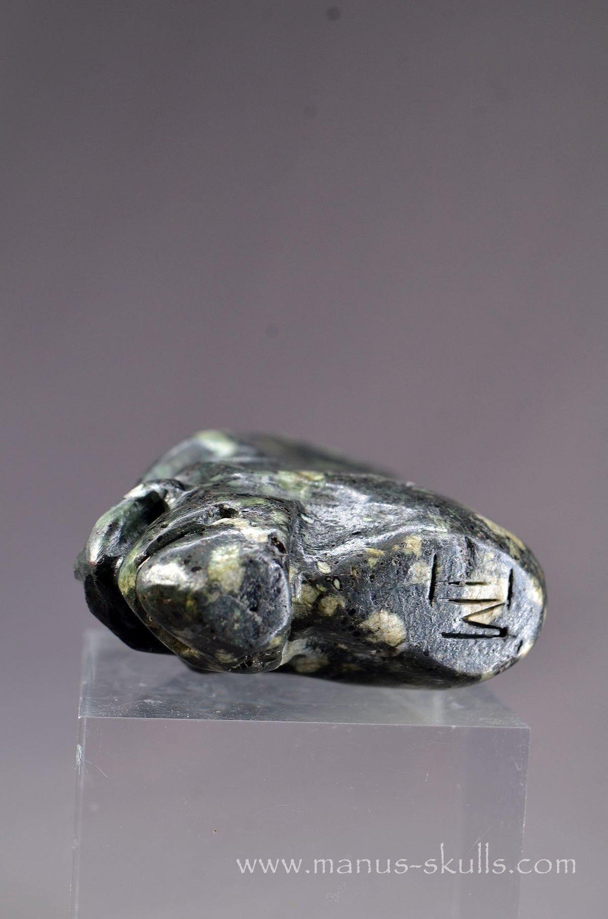 Lakelandite Tribal Skully