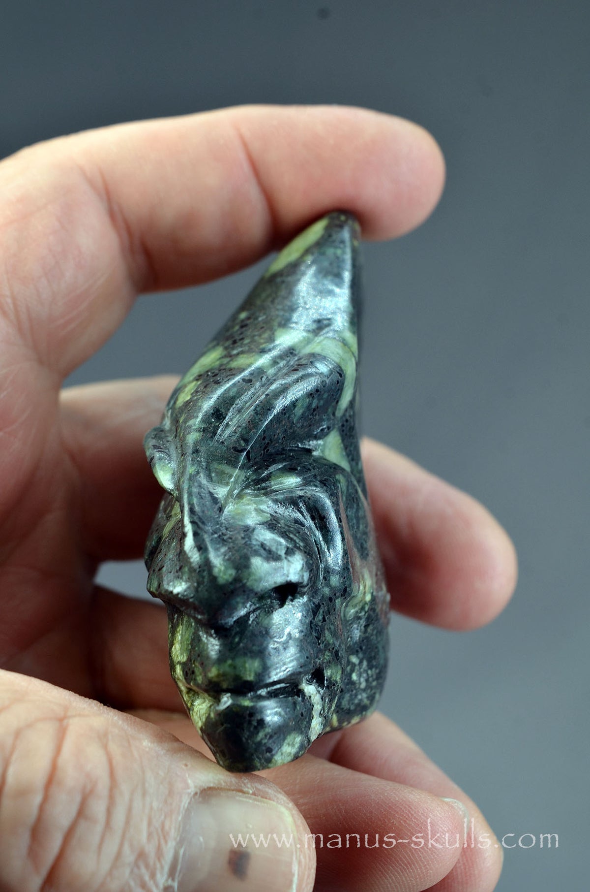Lakelandite Tribal Skully