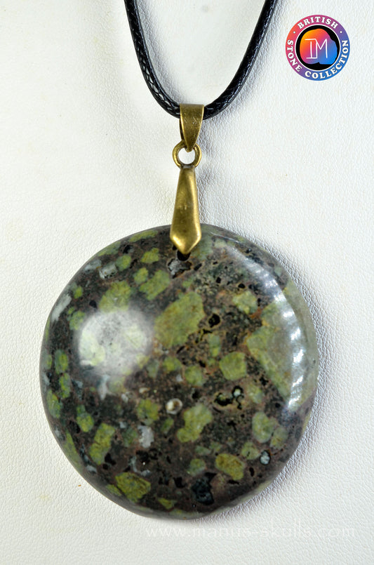 Lakelandite Round Convex Pendant
