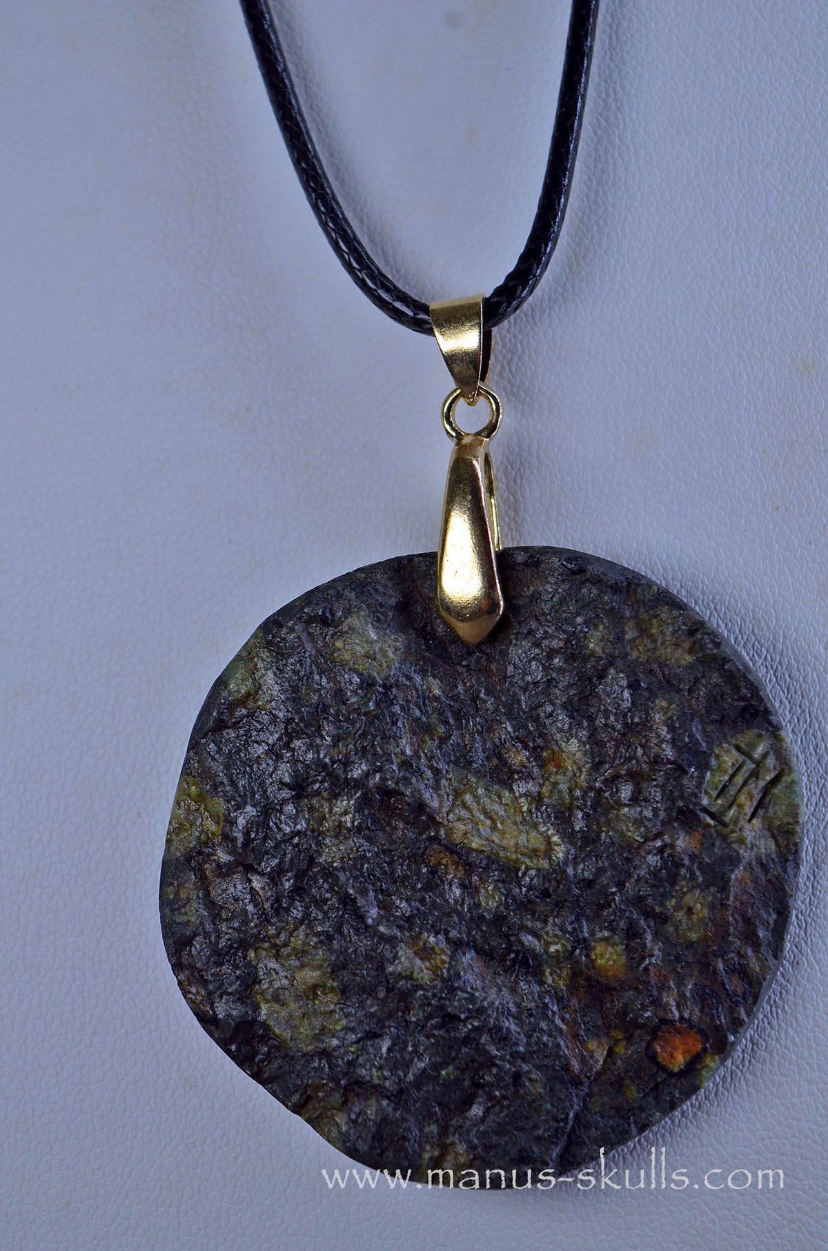 Lakelandite Coin Pendant