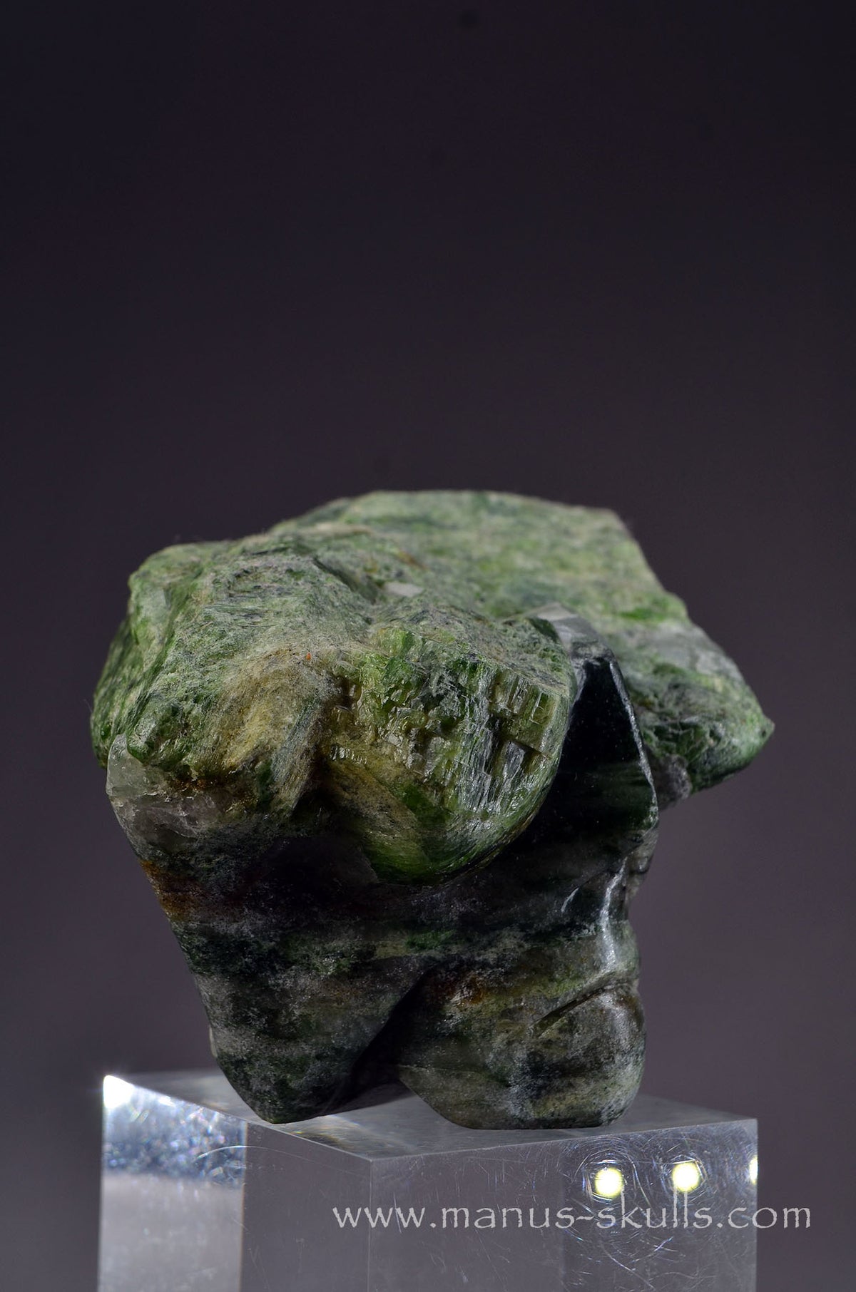 Chrome Diopside Stone Being
