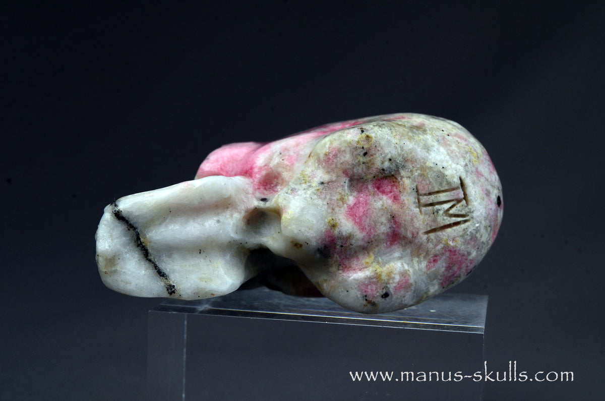 A-Grade Tugtupite Skull (93 g) UV Reactive