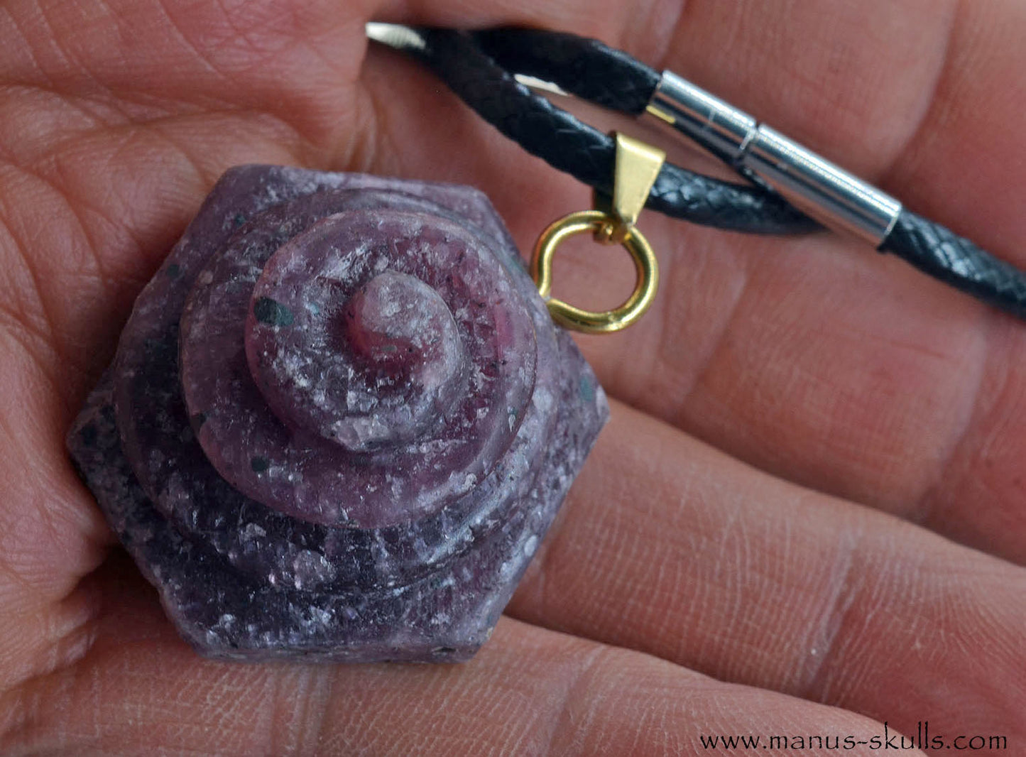 Ruby Korund 3-D Spiral Pendant
