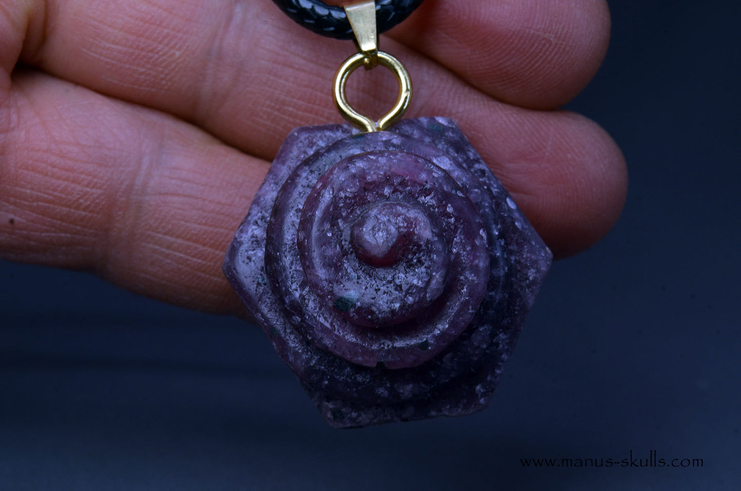 Ruby Korund 3-D Spiral Pendant