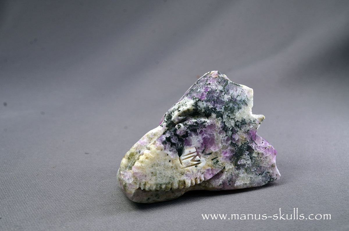 Real Greenland HACKMANITE Baby Dragon (UV)