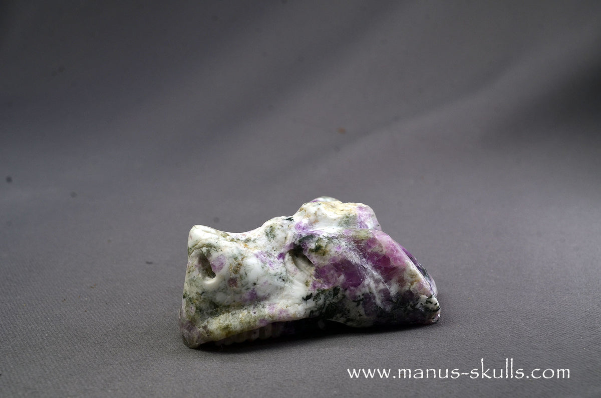 Real Greenland HACKMANITE Baby Dragon (UV)