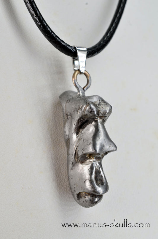 Manus skulls Evolians Dragolians unique Crystal Carvings handmade skulls dragons pendants preseli bluestone tribals spiritual meaning wand Unicorn ..  alatai  iron meteorite