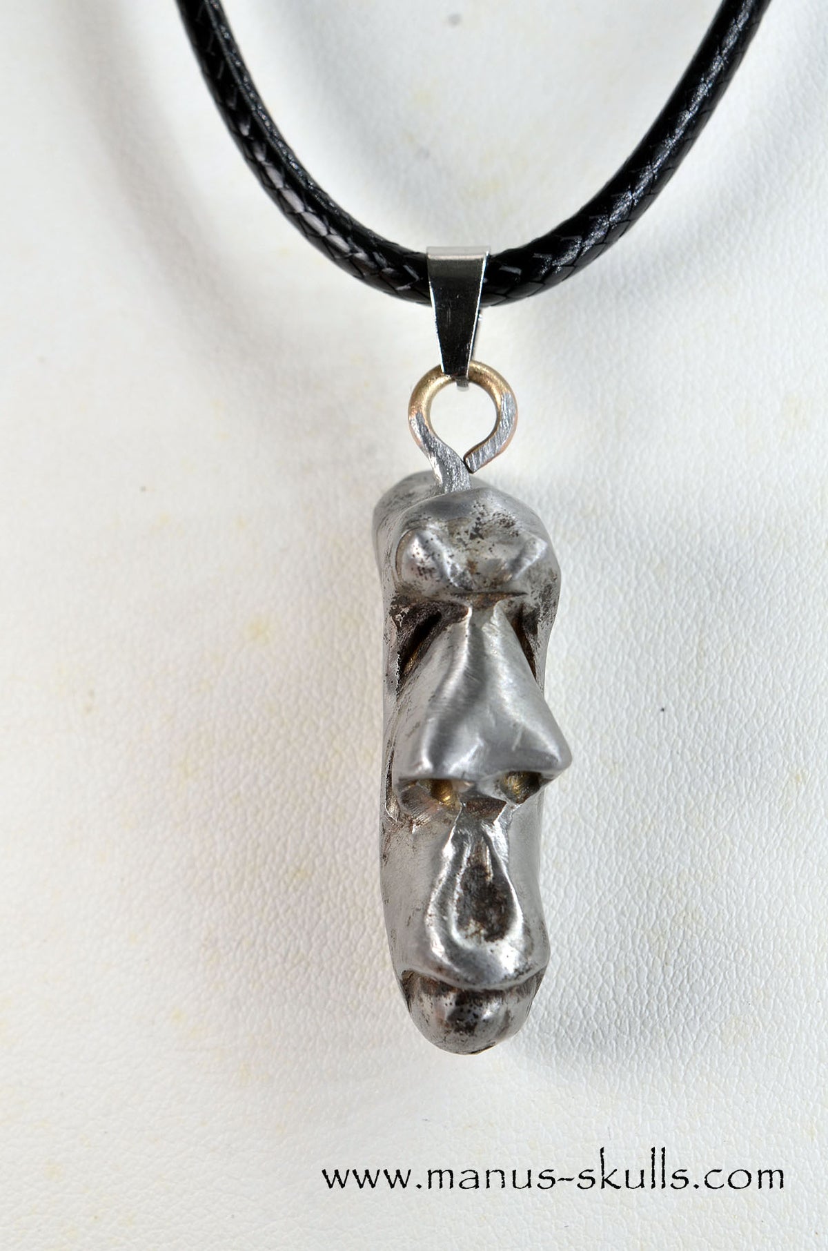 Manus skulls Evolians Dragolians unique Crystal Carvings handmade skulls dragons pendants preseli bluestone tribals spiritual meaning wand Unicorn ..  alatai  iron meteorite