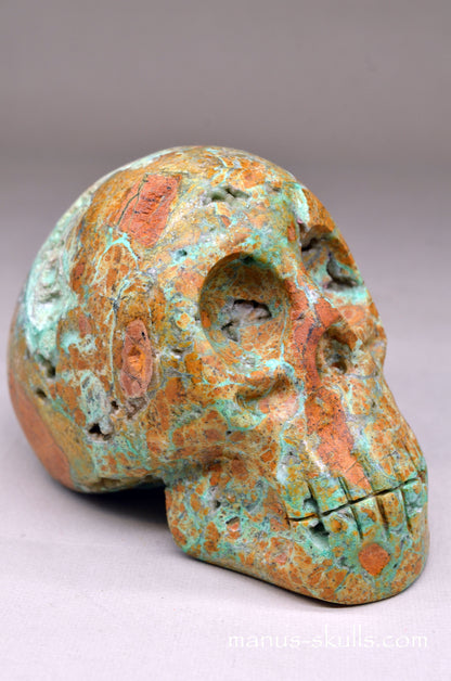 Garnierite Skull