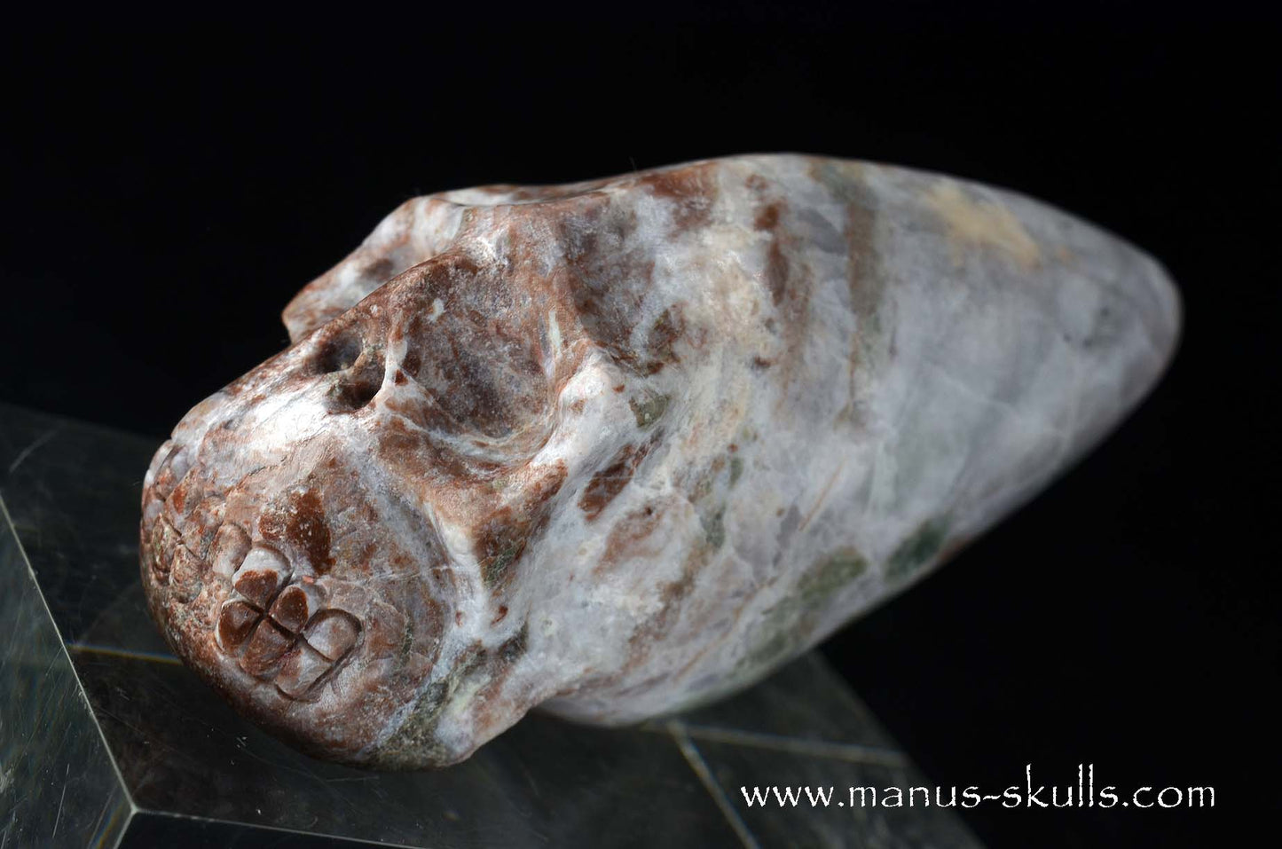 Fluorite in Barite Traveller Skull