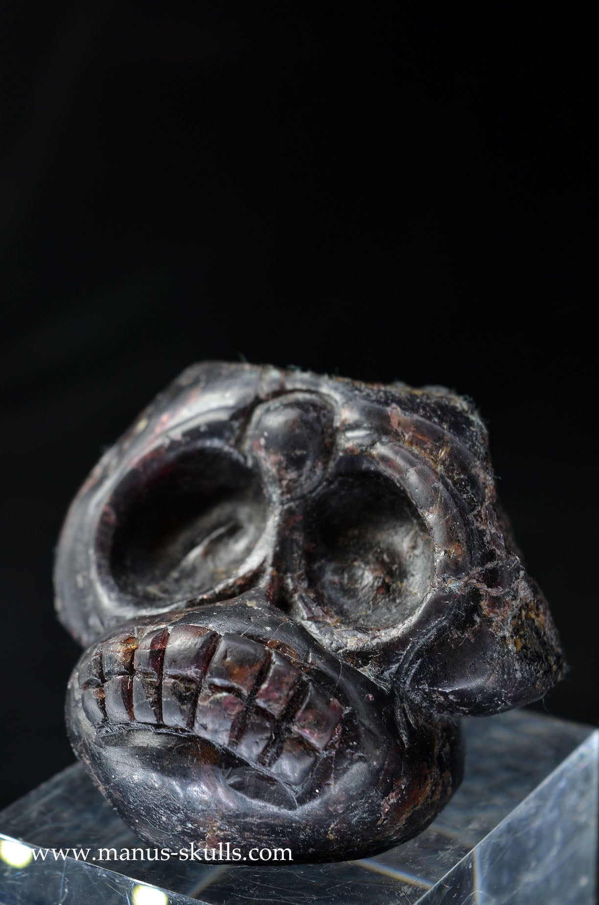 Manus skulls unique Crystal Carvings handmade skulls dragons pendants preseli bluestone tribals spiritual meaning wand Unicorn .. garnet