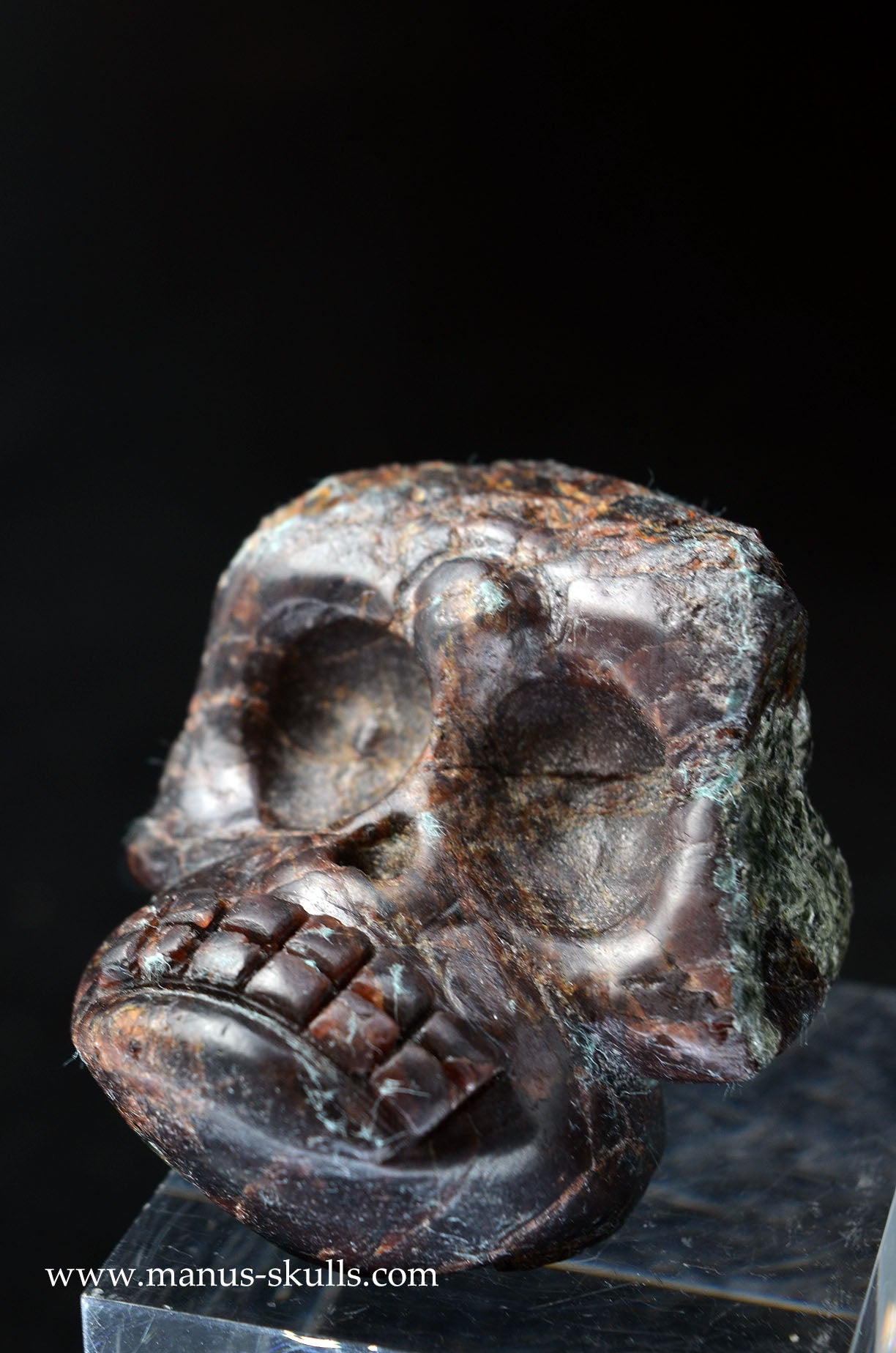 Manus skulls unique Crystal Carvings handmade skulls dragons pendants preseli bluestone tribals spiritual meaning wand Unicorn .. garnet