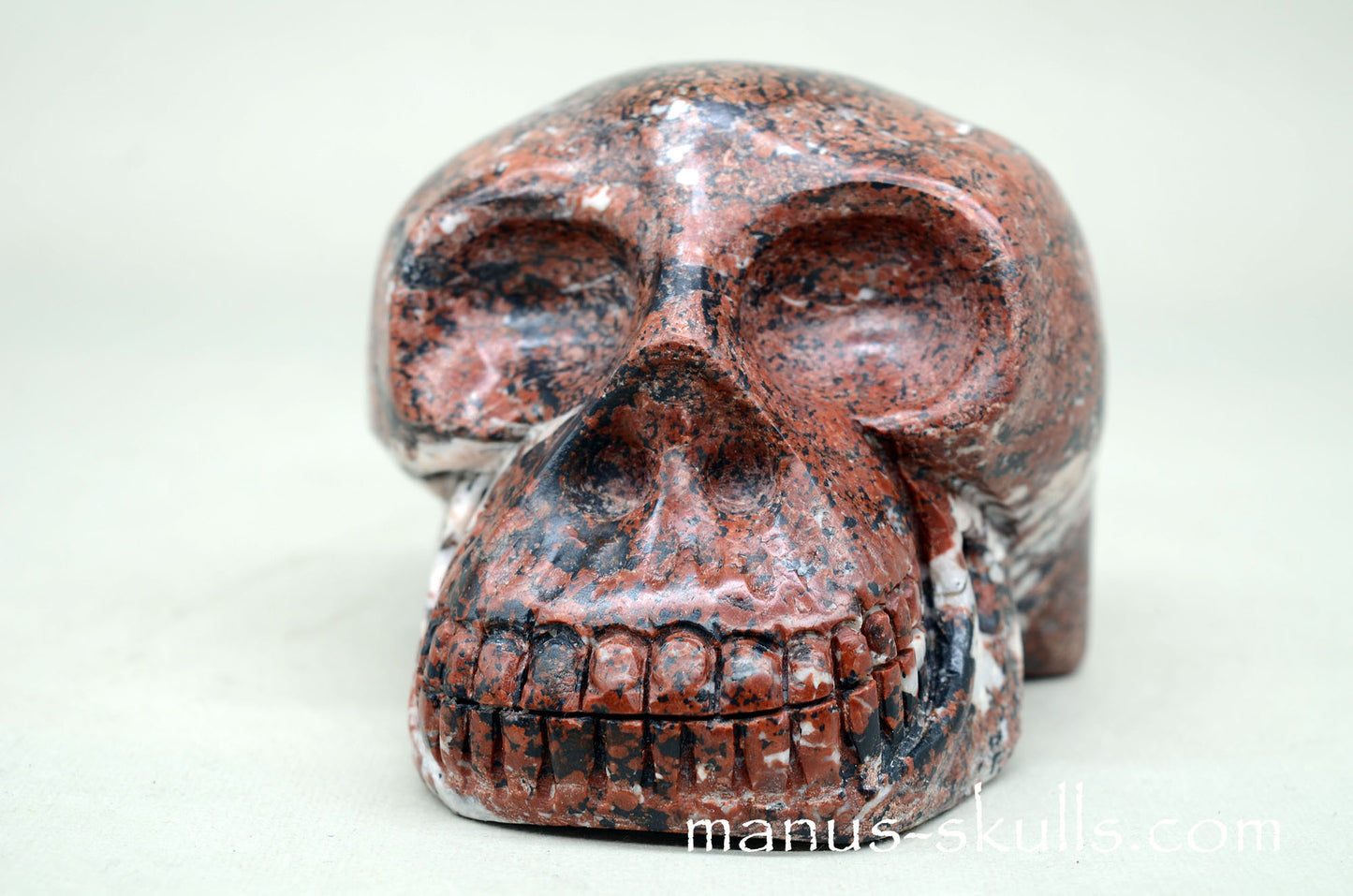 Large Uv Fluorescent Willemite SKULL