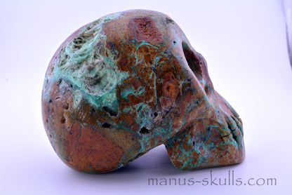 Garnierite Skull