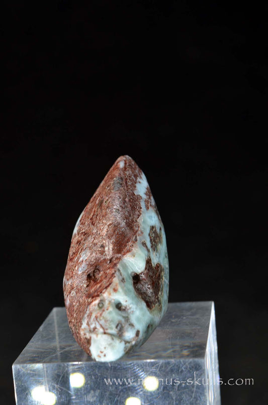 Manus skulls unique Crystal Carvings handmade skulls dragons pendants preseli bluestone tribals spiritual meaning wand Unicorn .. red larimar