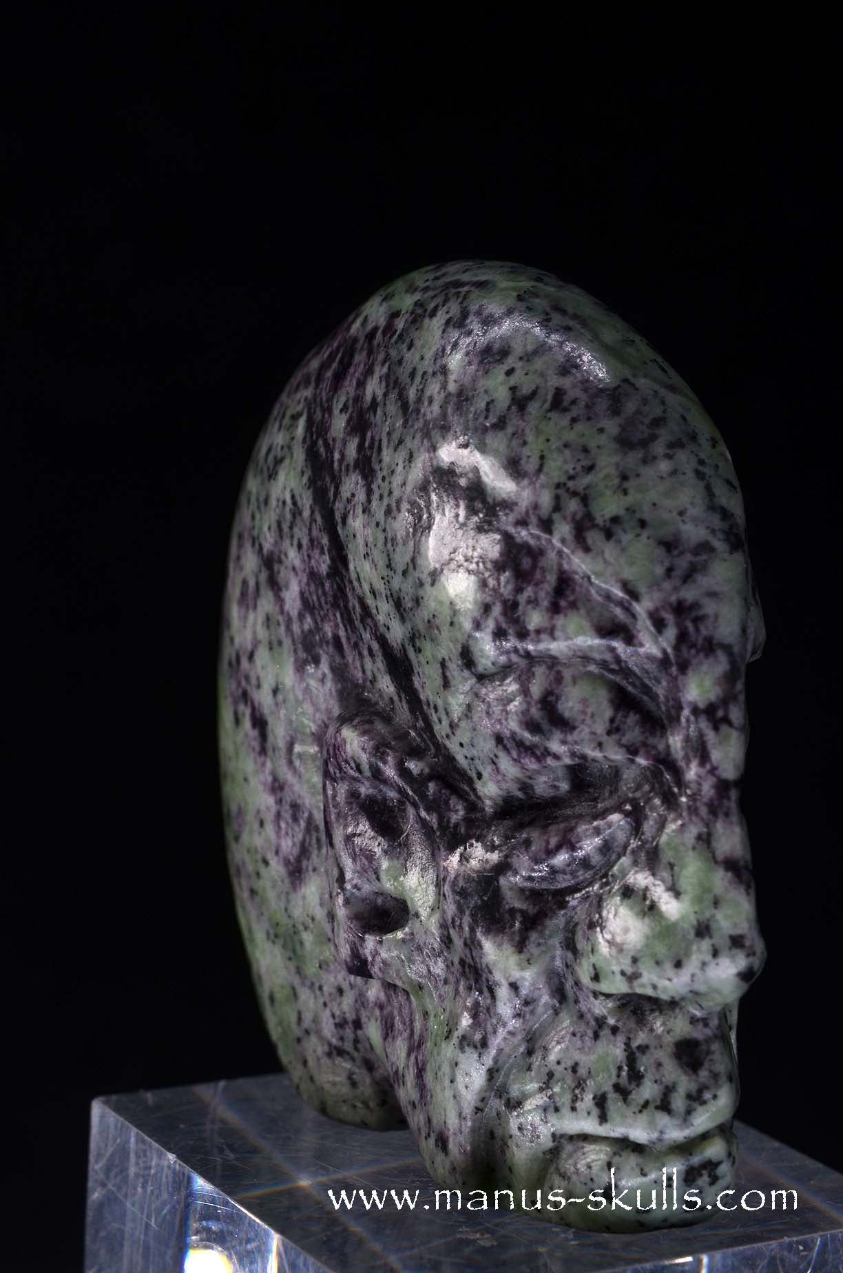Rare KAMMERERITE Skull