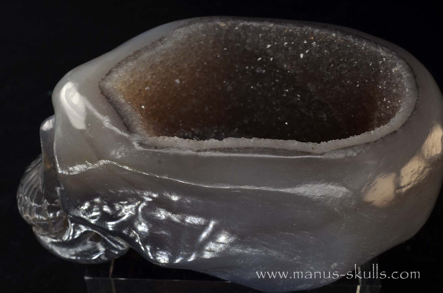 Open minded Chalcedony Geode Skull
