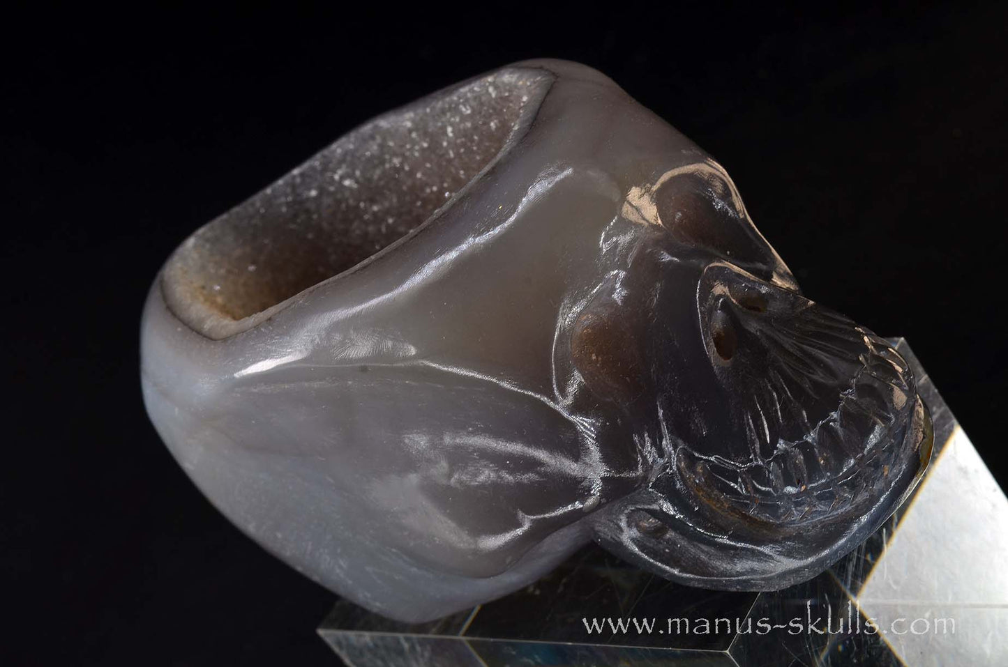 Open minded Chalcedony Geode Skull