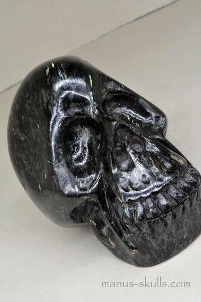 Large Nummite Skull ....