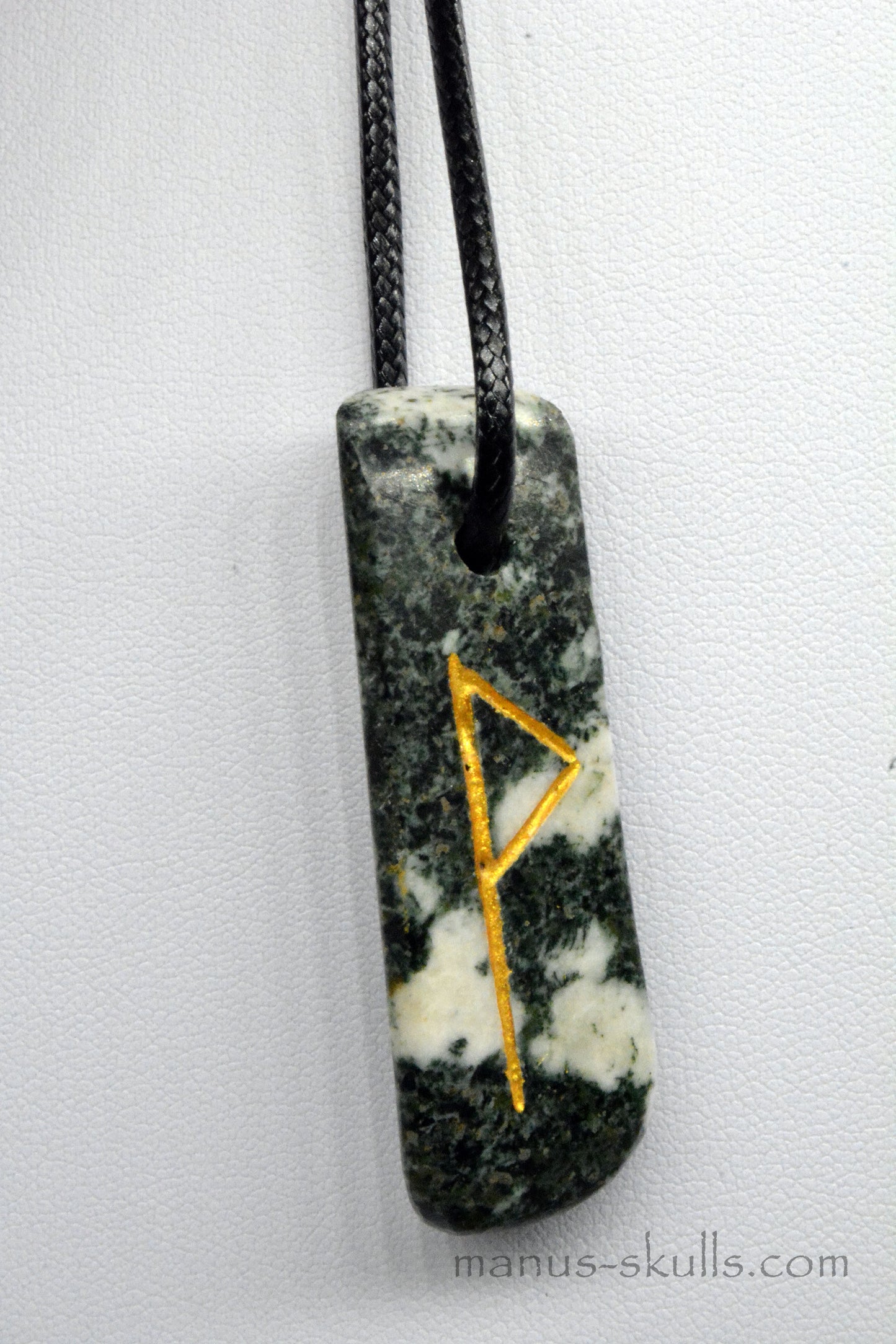 Preseli Bluestone rune pendant WUNJO