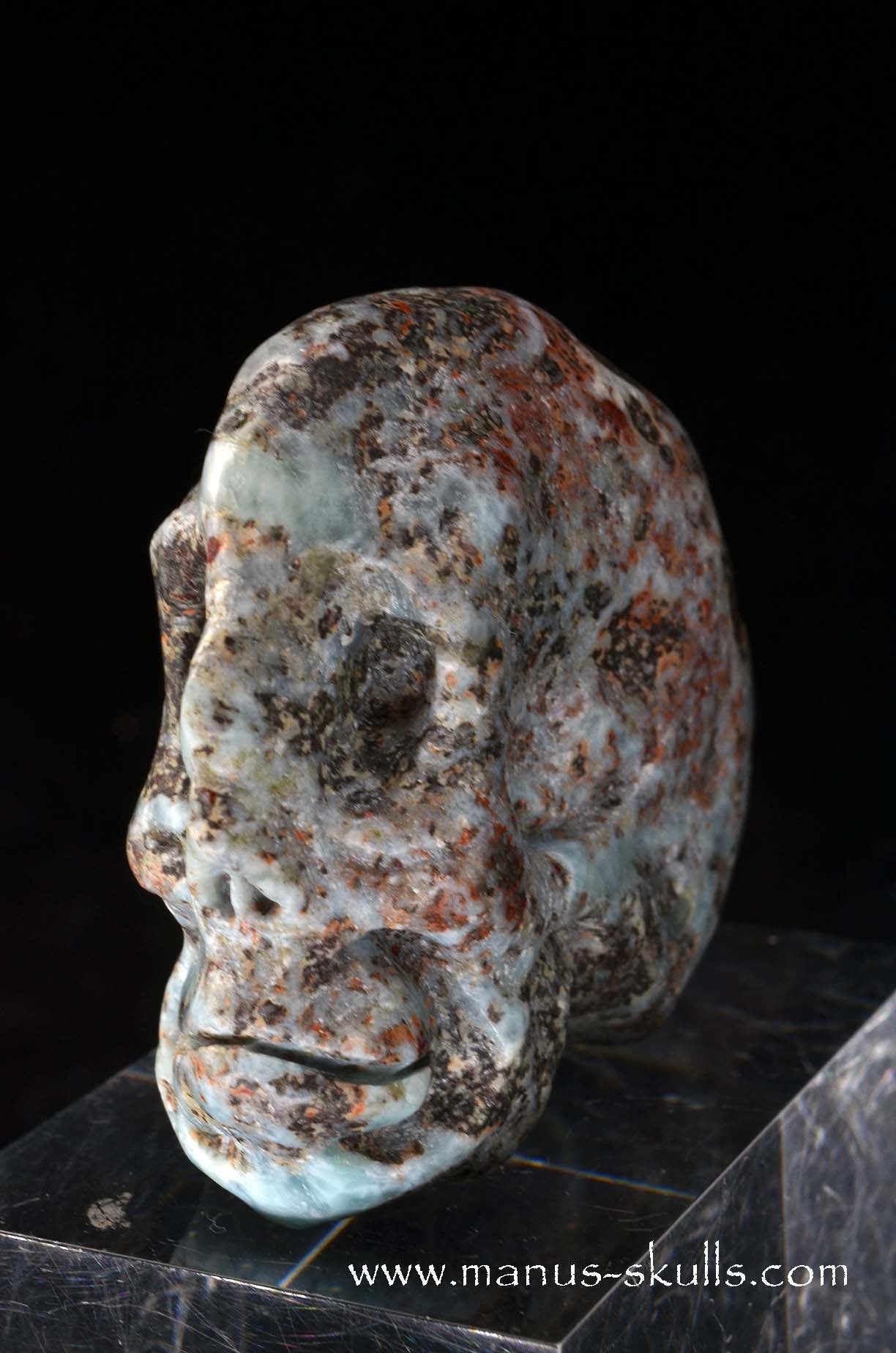 Crystal Skulls , hand carved, grounding, alien, minerals, kristallen schedel, Reiki  , Crâne de Cristal, healing, Skull, spirituality, new age, kundalini