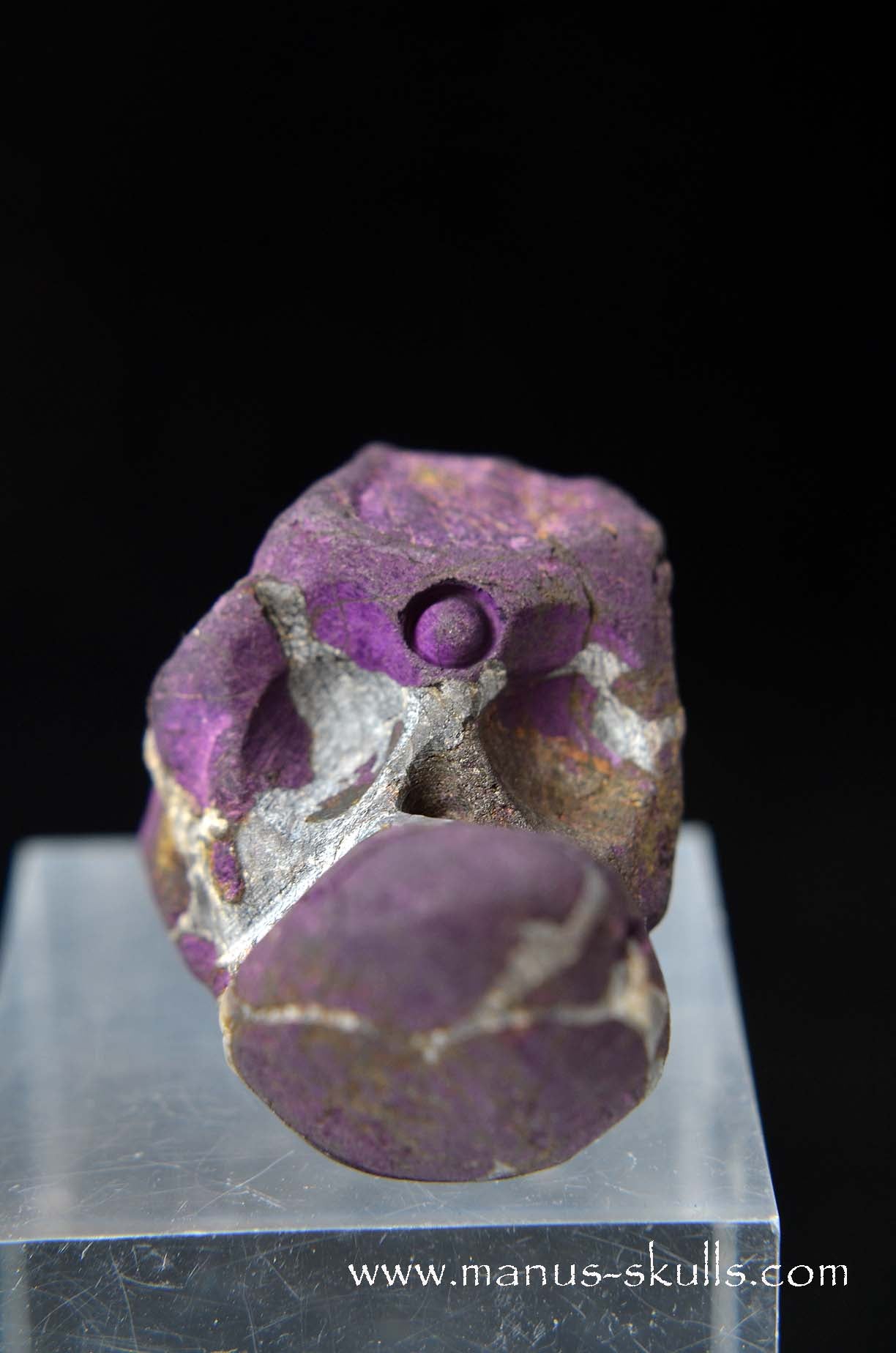 Manus skulls unique Crystal Carvings handmade skulls dragons pendants preseli bluestone tribals spiritual meaning wand Unicorn .. Evolian 2025 purpurite