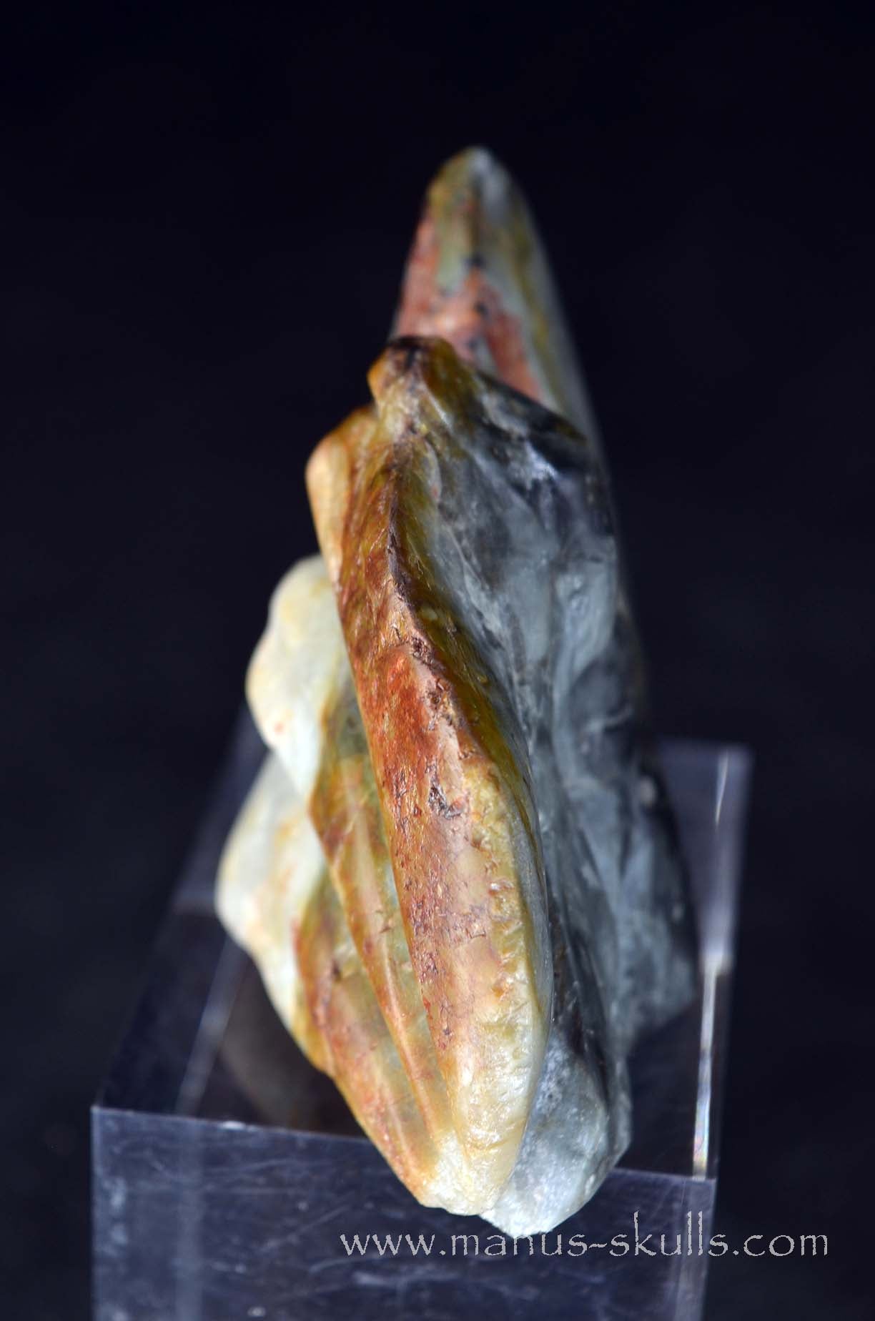 Eagle Eye Quartz Dragon