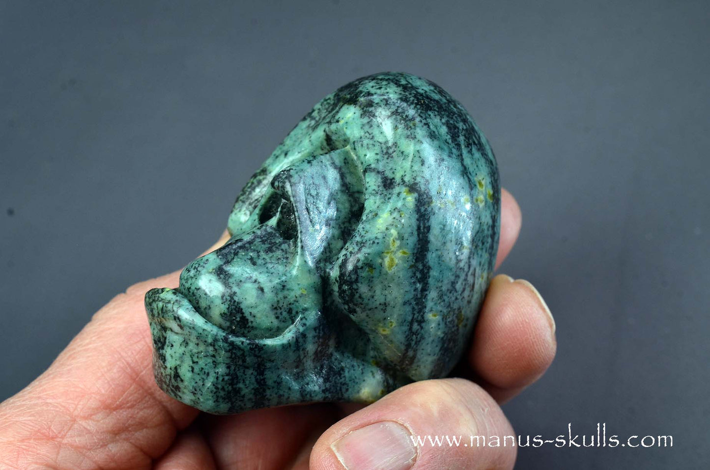 Toothless Green Snakeskin Jasper Skull