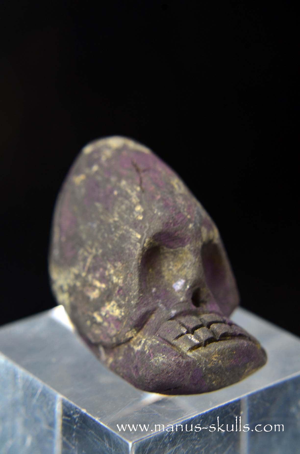 Manus skulls unique Crystal Carvings handmade skulls dragons pendants preseli bluestone tribals spiritual meaning wand Unicorn .. Evolian 2025 purpurite