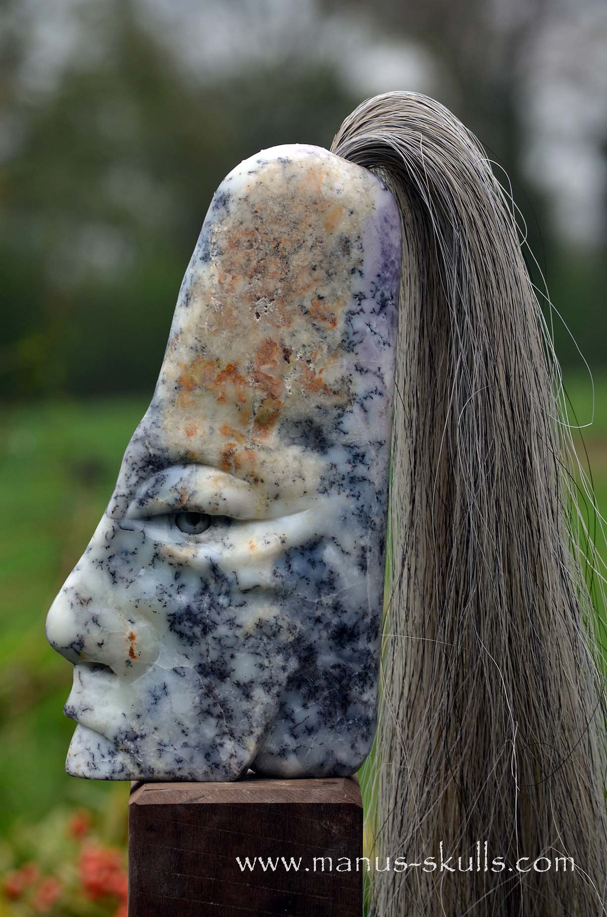 Dendrite Agate Tribal Skull #009