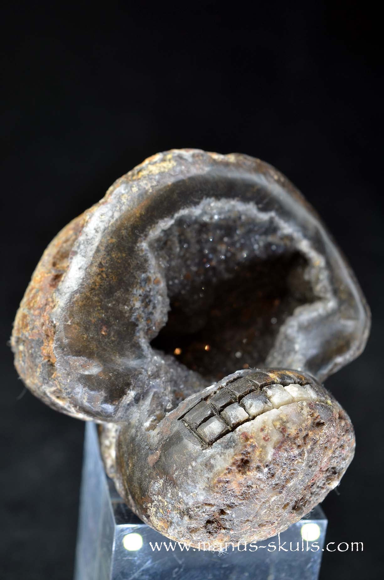 Manus skulls unique Crystal Carvings handmade skulls dragons pendants preseli bluestone tribals spiritual meaning wand Unicorn .. agate geode Evolian