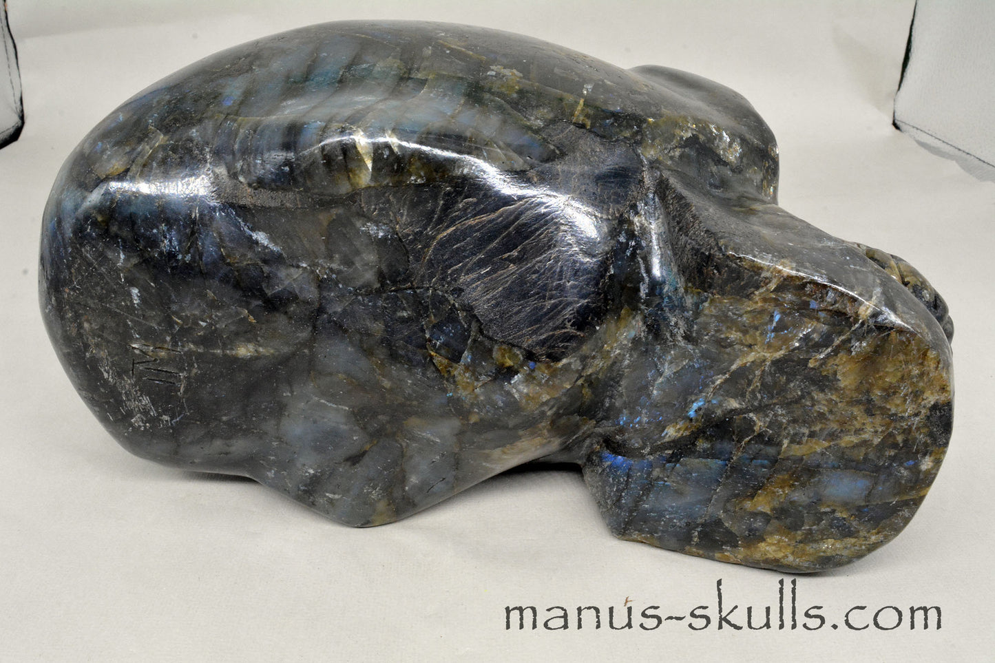 Large Labradorite Skull (9,3 KG)