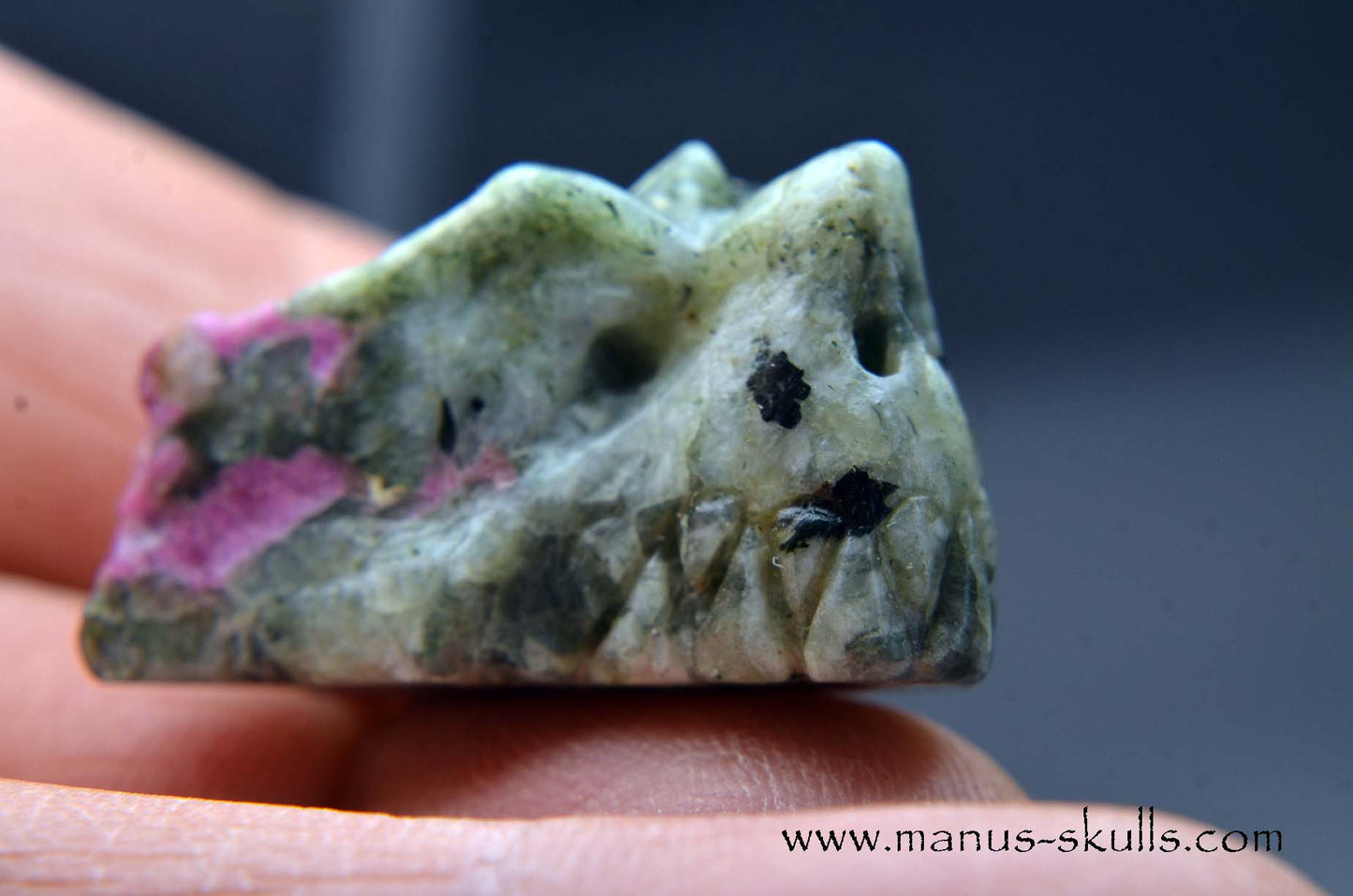 Rare Greenland HACKMANITE Baby Dragon (UV)