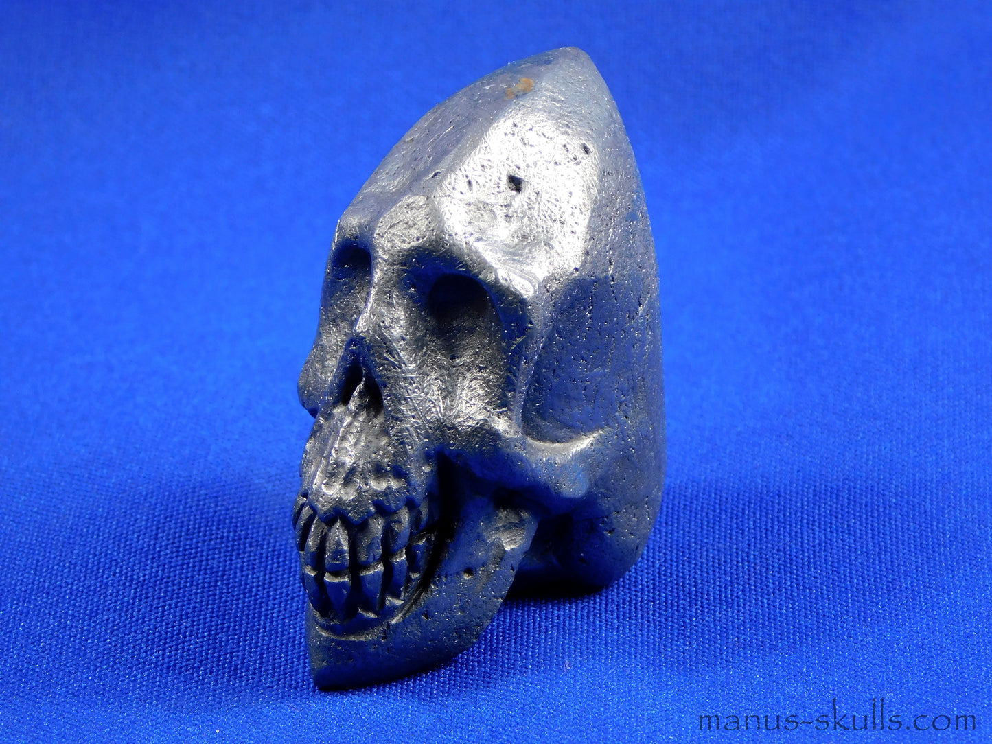 Silicon ~ Terahertz Stone Skull