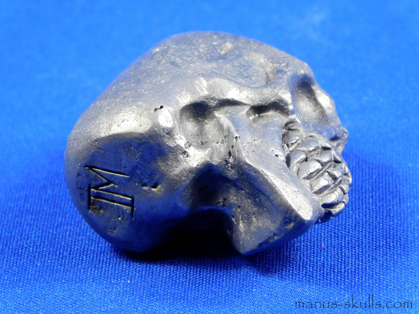 Silicon ~ Terahertz Stone Skull