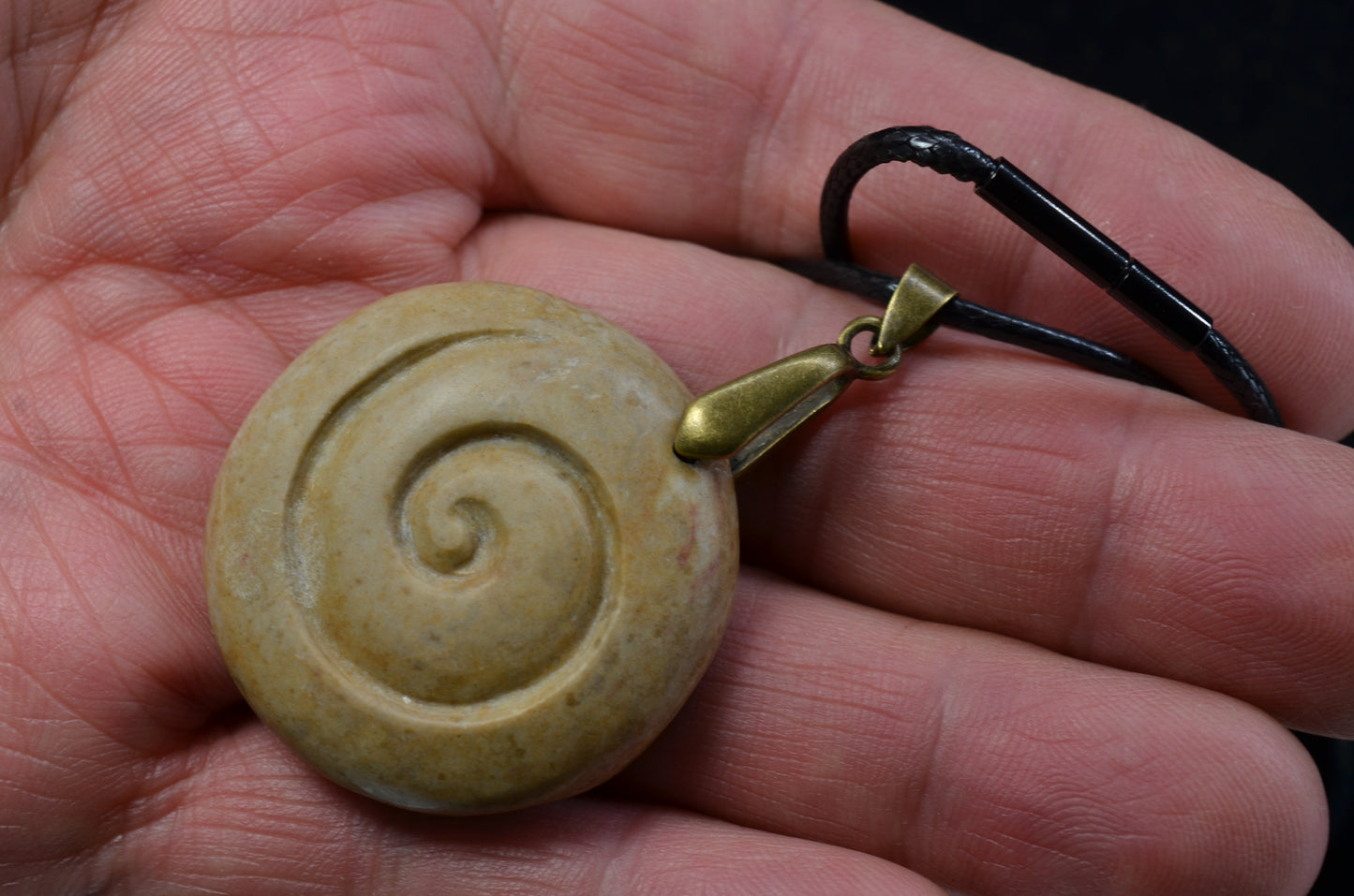 Sarsens stone Spiral Pendant (Stonehenge Stone)