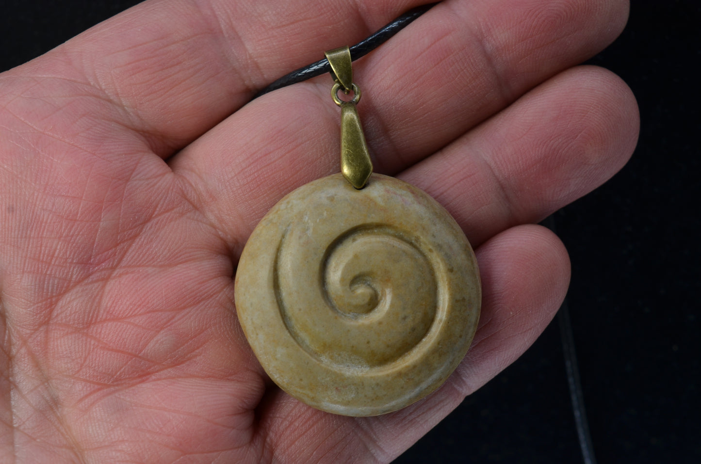 Sarsens stone Spiral Pendant (Stonehenge Stone)