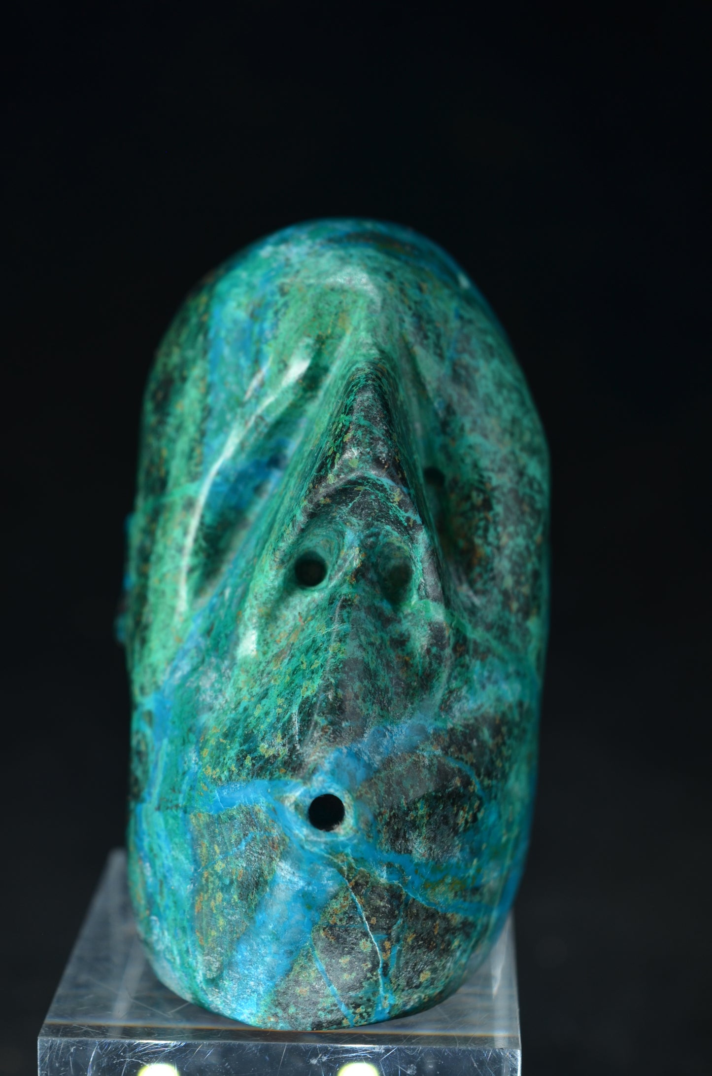 Manus skulls unique Crystal Carvings handmade skulls dragons pendants preseli bluestone tribals spiritual meaning wand Unicorn ..  Chrysocolla