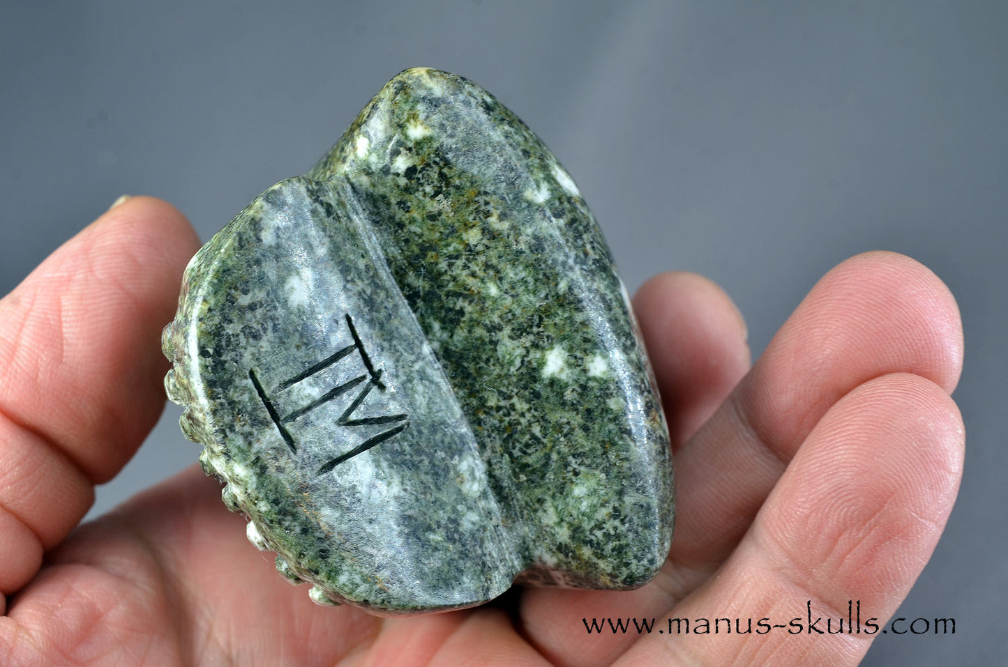 Lucky Presely Bluestone Skull
