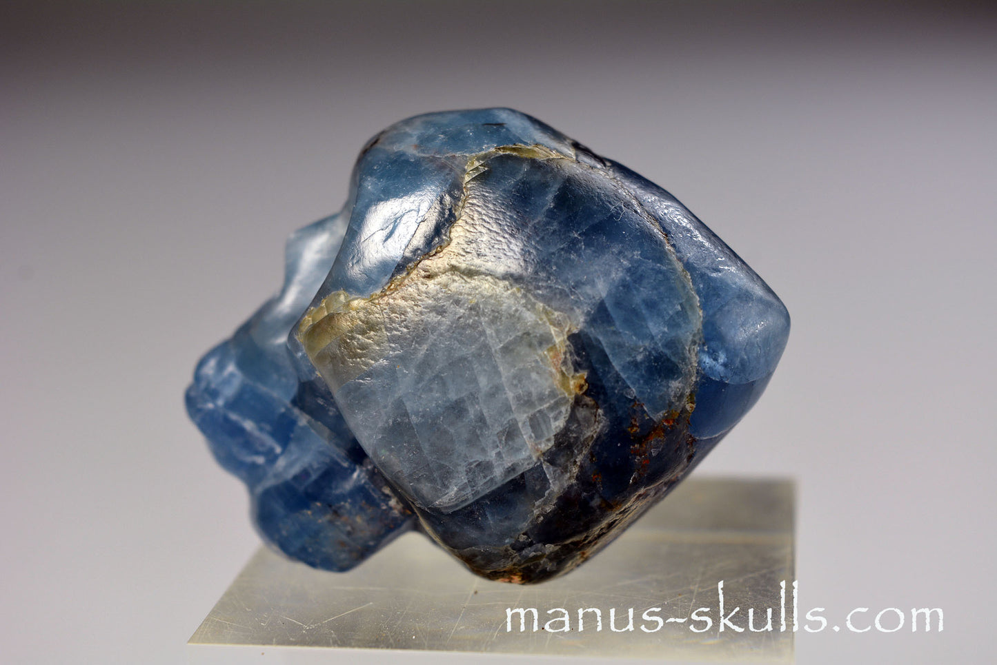 Sapphire Korund Skull